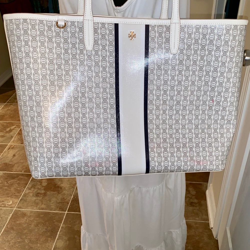 Tory Burch Gemini Link Tote - Ivory